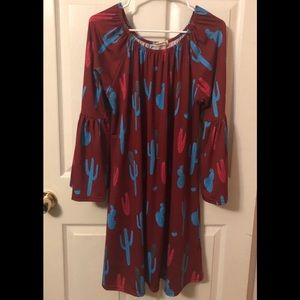 Bell sleeved cactus dress